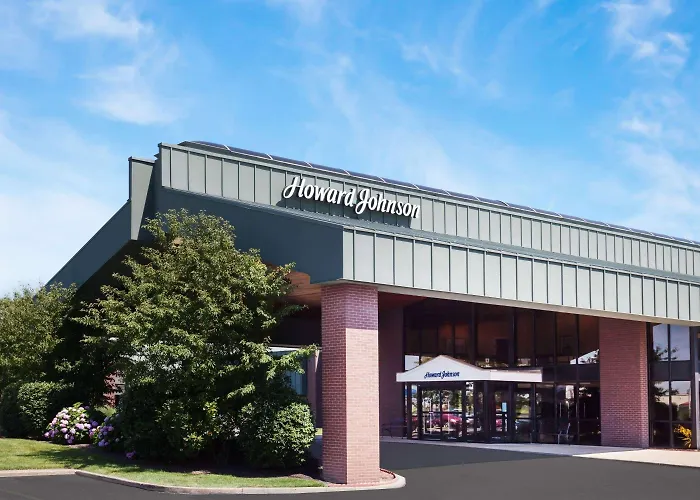 Howard Johnson By Wyndham Evansville East