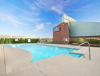 Howard Johnson By Wyndham East Hotel 2*
