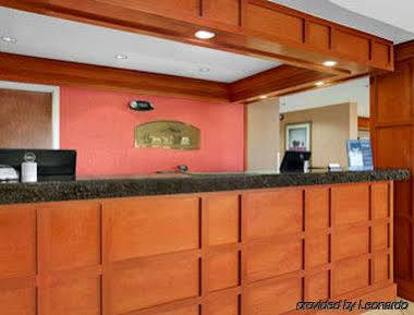 Hotel Howard Johnson By Wyndham East Evansville