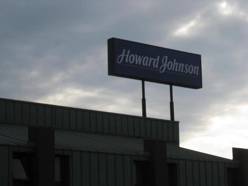 Howard Johnson By Wyndham East